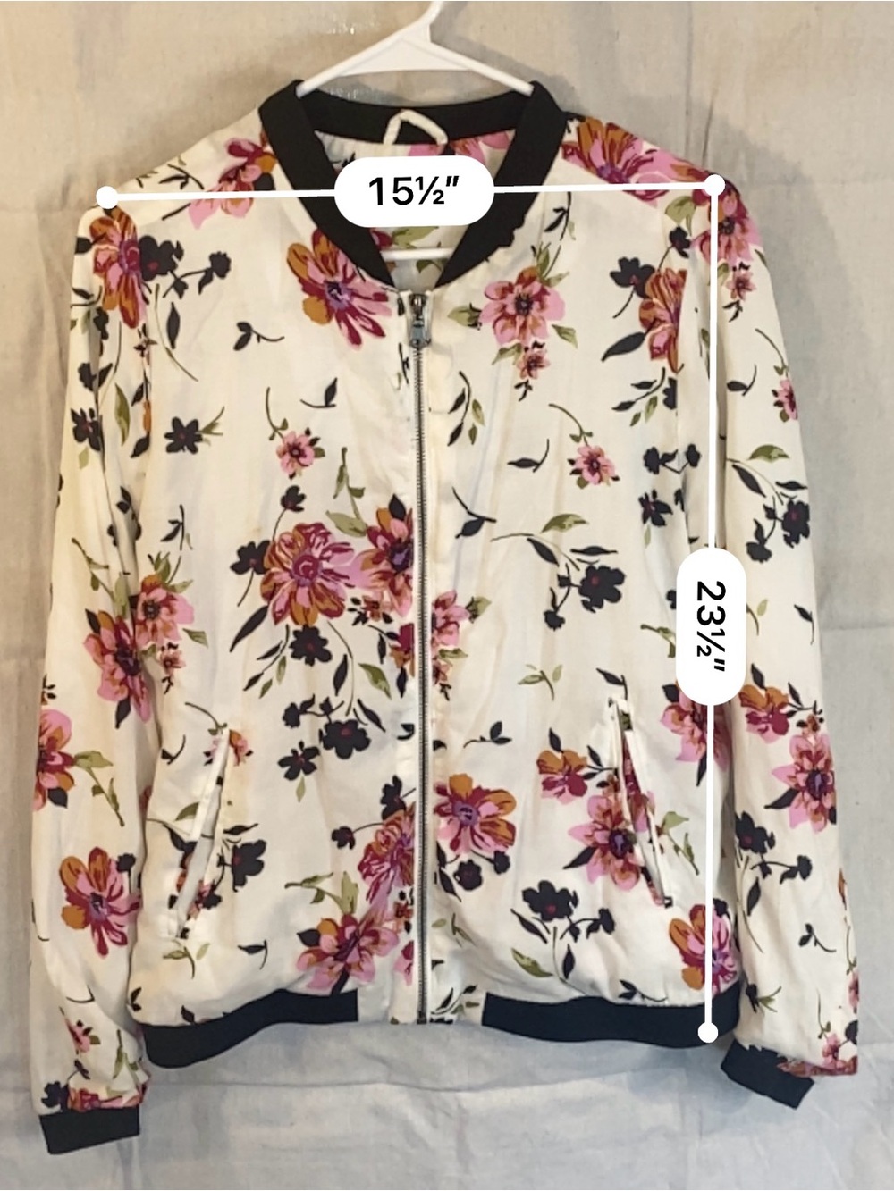 New Look White Floral Bomber Jacket with Black Trim and Pink Accents - Picture 11 of 11